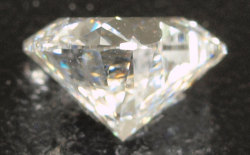 ダイヤモンドルース画像