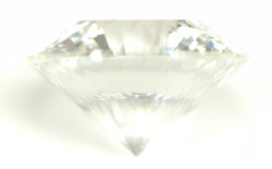 114面体カットダイヤモンド ルース(裸石)画像