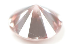 ファンシー・インテンス・ピンクダイヤモンド画像