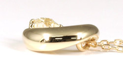 スターカット(星型)ダイヤモンド・ペンダントネックレス画像