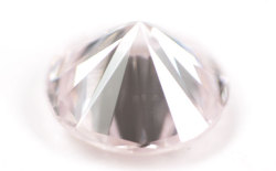 ピンクダイヤモンドルース画像