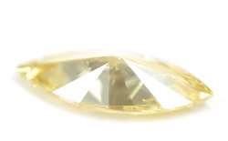 インテンスイエローダイヤモンドルース画像