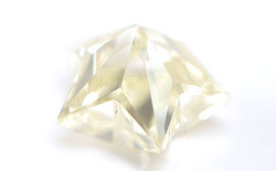 スターブリリアントカット(星型)ダイヤモンド, 中央宝石研究所画像