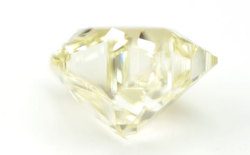 スターブリリアントカット(星型)ダイヤモンド, 中央宝石研究所画像