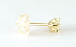 スターカット(星型)ダイヤモンド・片耳用ピアス画像