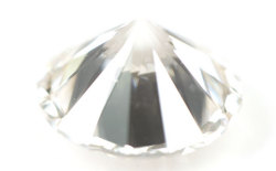 蛍光性ダイヤモンド画像