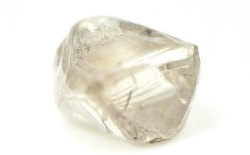 ダイヤモンド原石