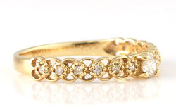 カラーダイヤモンド