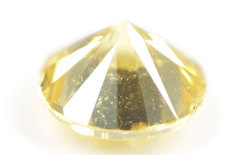 スターブリリアントカット(星型)ダイヤモンド, 中央宝石研究所画像