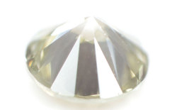 天然（ナチュラル）カメレオンダイヤモンド ルース（裸石）画像