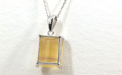 スリーカラー・フルオーライト(フローライト)画像